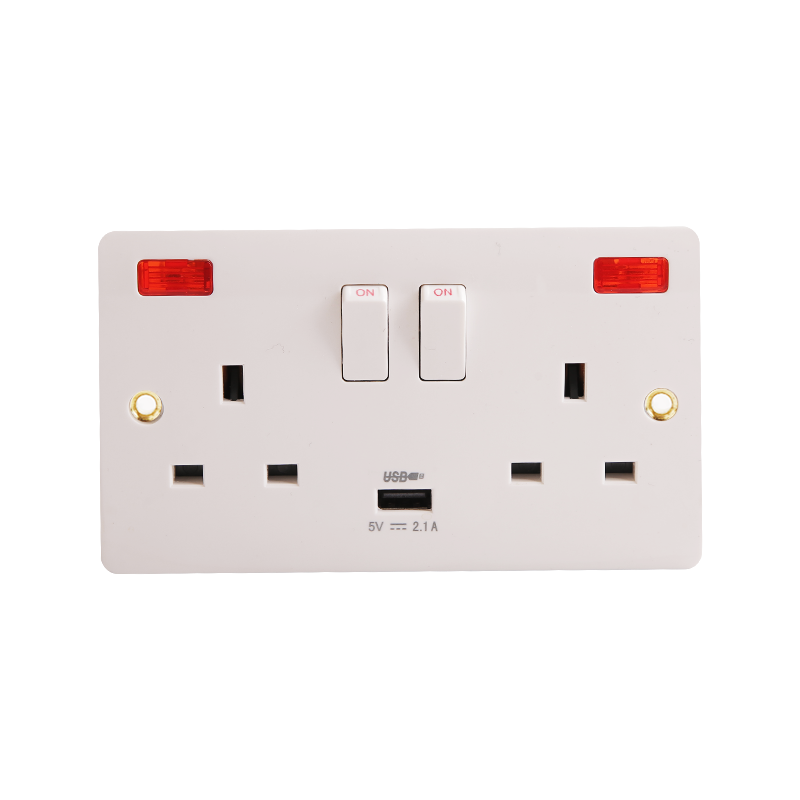 2 x 13A Bakelite Switched Socket مع Neon & USB (2.1A) HK6213VN-UB